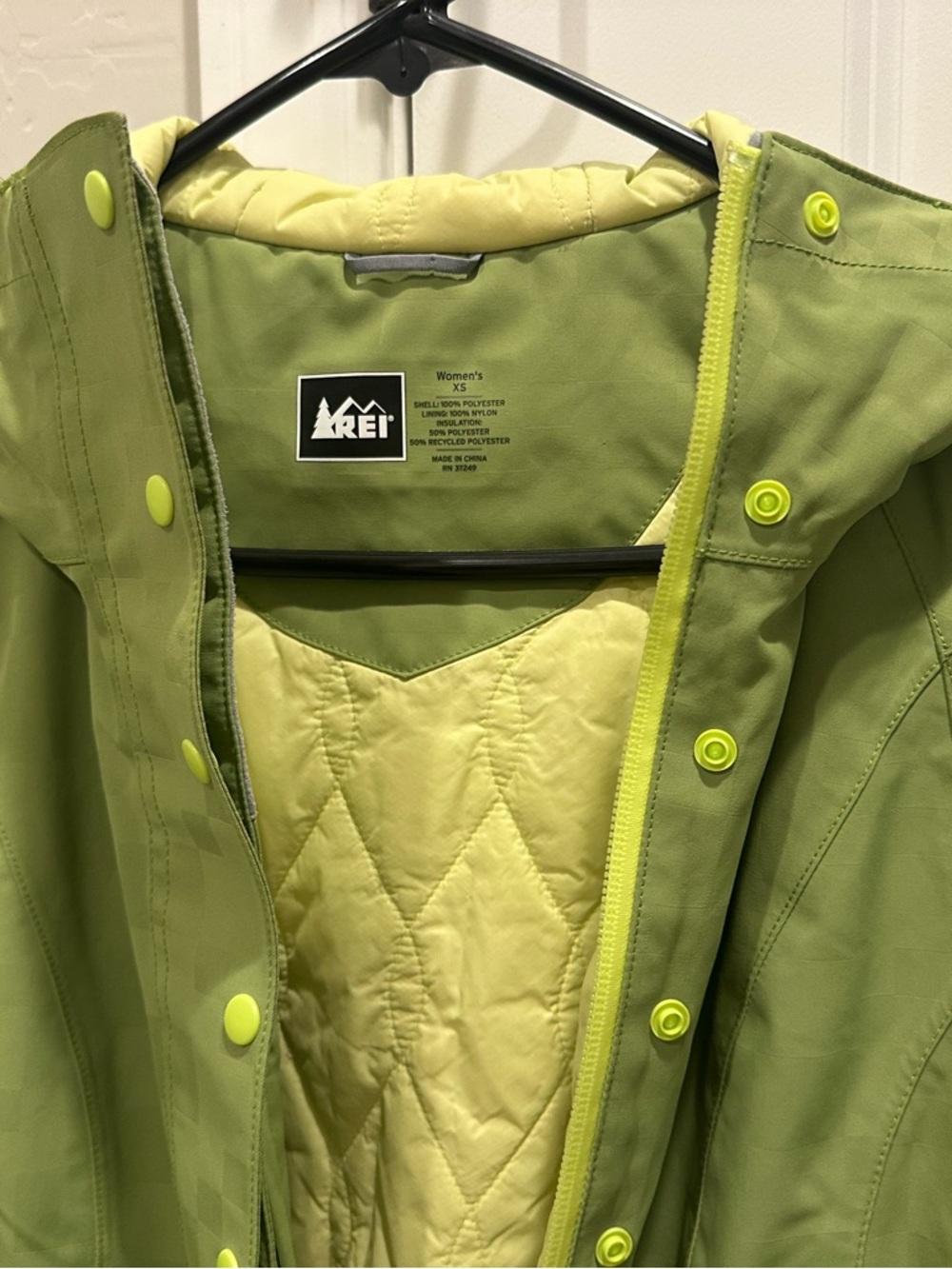 REI Women's Light Lime Green Quilted Ski Jacket